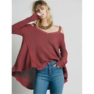 Free People Sweater  NWT Moonshine V-Neck Cold Shoulder Pullover Dark Rose Large